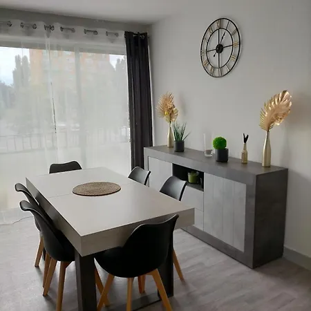 Appartement La Cornée Renard *